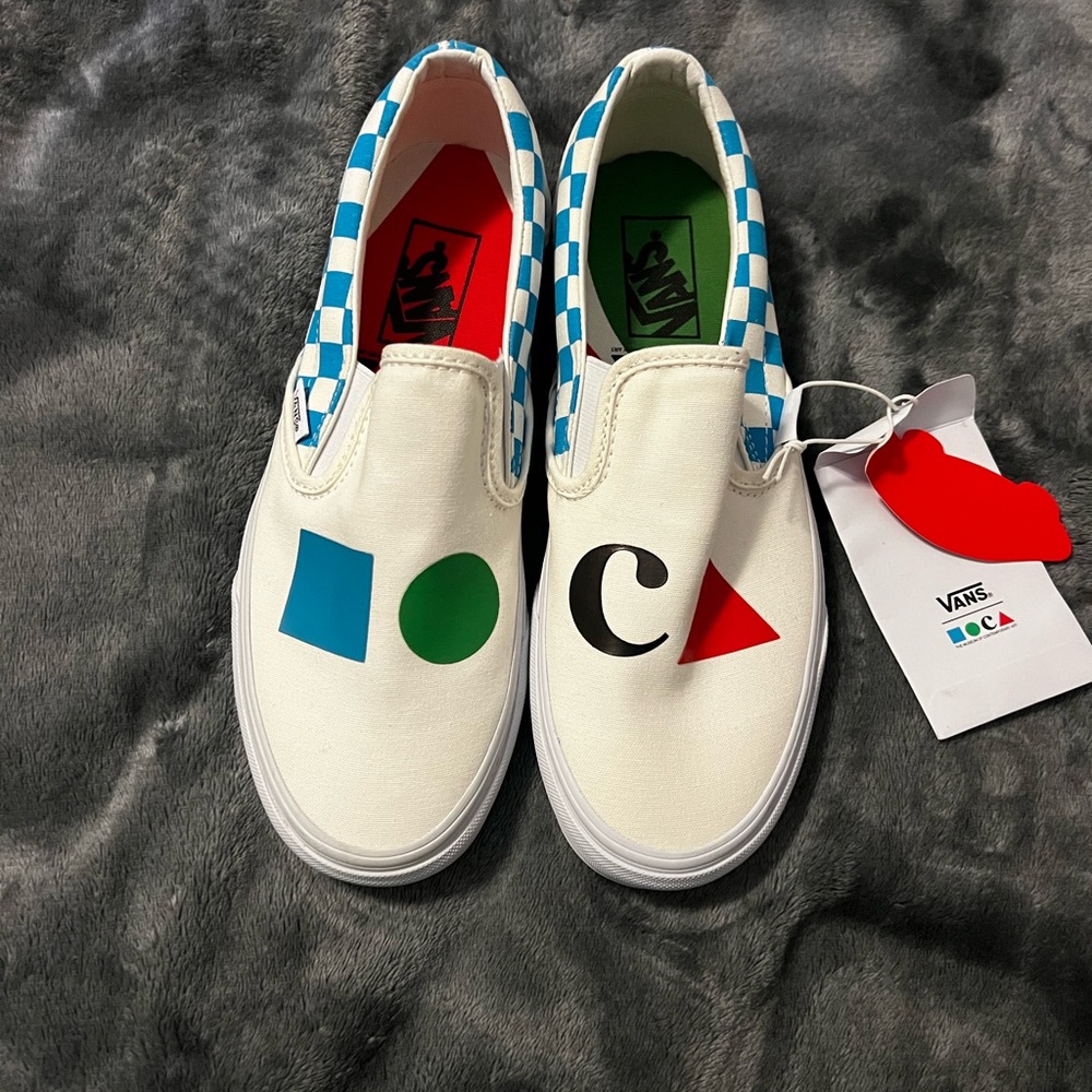 Vans x MOCA Classic Slip-On Logo Shoes VN000XG88MY New W/Box DS Men’s